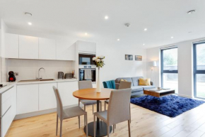 Modern and Stylish 1Bed Flat Centrally Located
